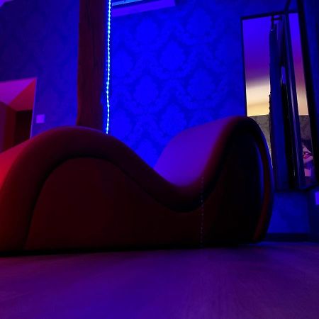 Love Room Avec Jacuzzi Prive Bonnetable Εξωτερικό φωτογραφία